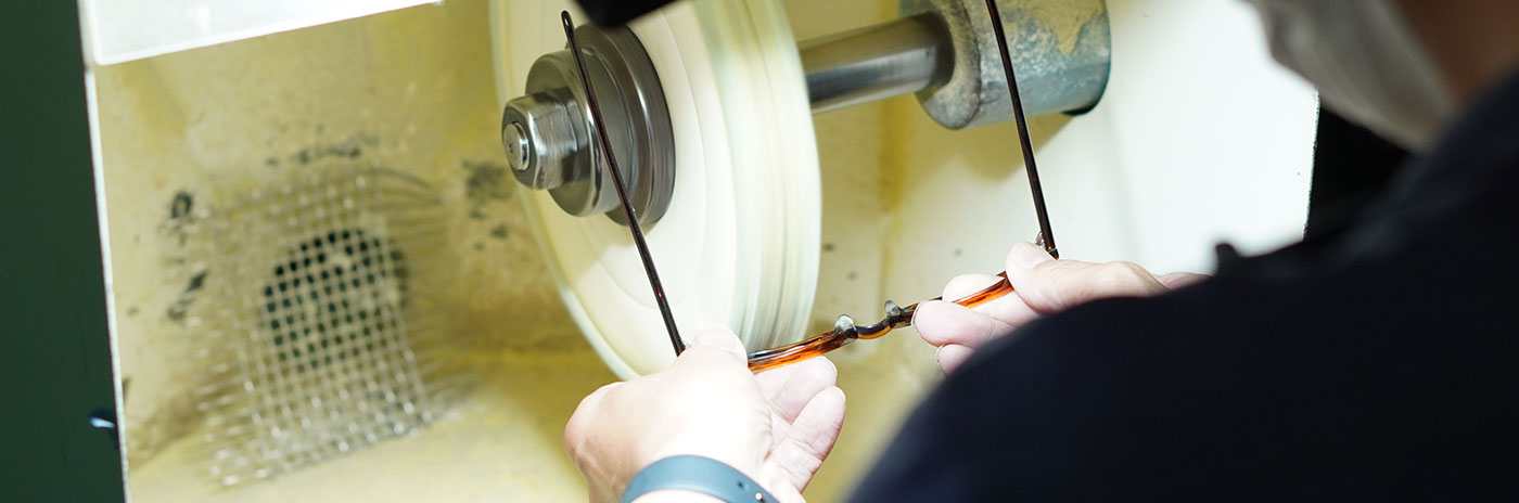 Manufacture of eyewear